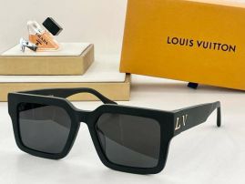 Picture of LV Sunglasses _SKUfw56601568fw